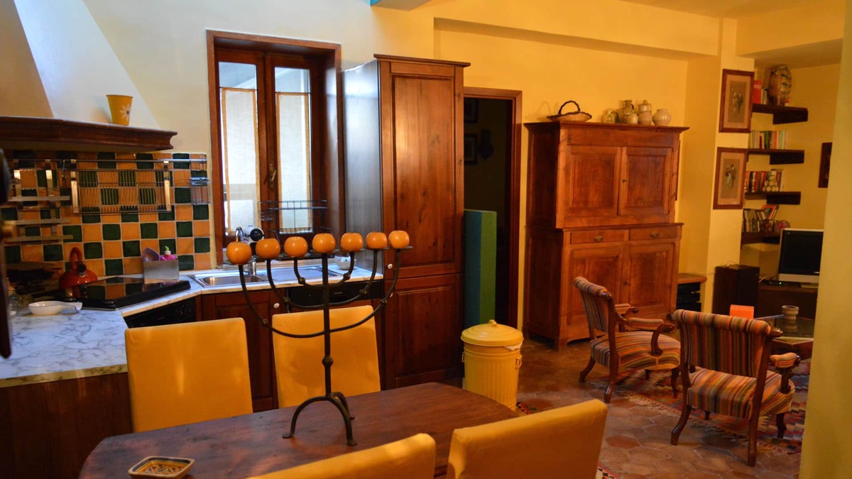 Quartieri Nuovi della Mosella House | Penthouse apartment on Piazza Cairoli
