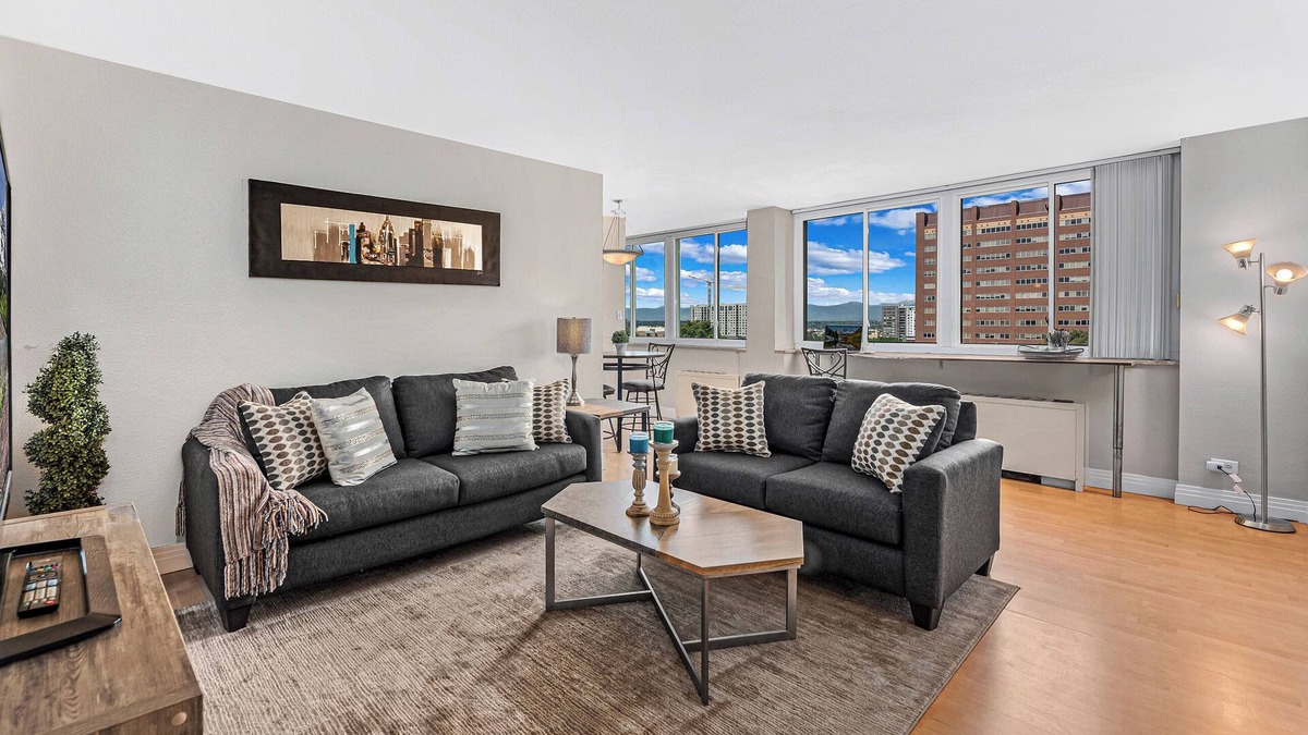 Capitol Hill Condo | Penthouse Condo with Views
