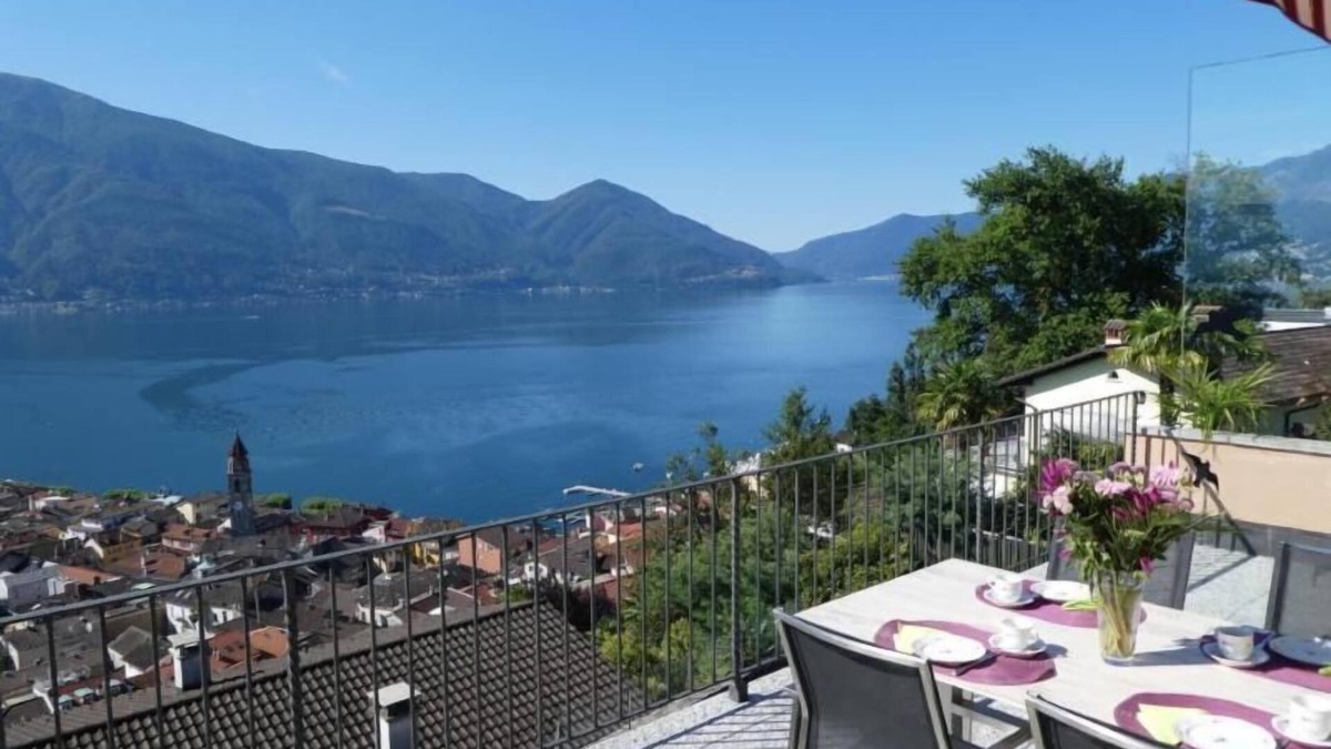 Ascona Apartment | Penthouse flat with fantastic lake view