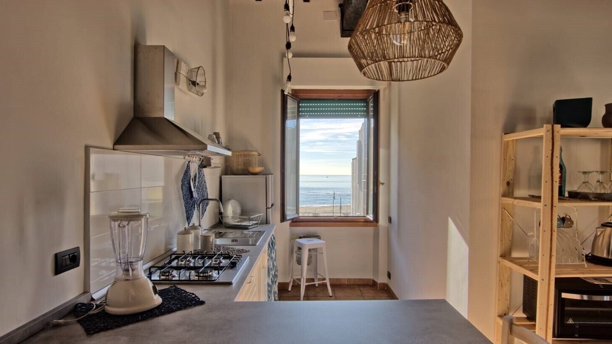 Quartiere XXXIV Lido di Ostia Levante House | Penthouse on the Mediterranean cin: IT058091C234HM4USY