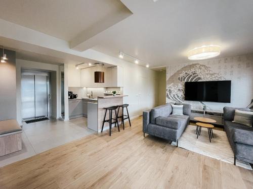 Ponice Apartment | Penthouse Słoneczna Rapsodia - blisko Parku Zdrojowego - duży taras na dachu - piękny widok - winda - garaż