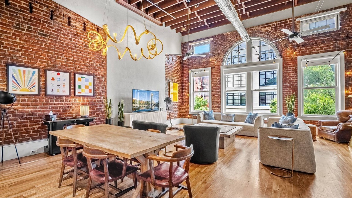 Old City Condo | Penthouse w/Rooftop Deck Overlooking Gay Street