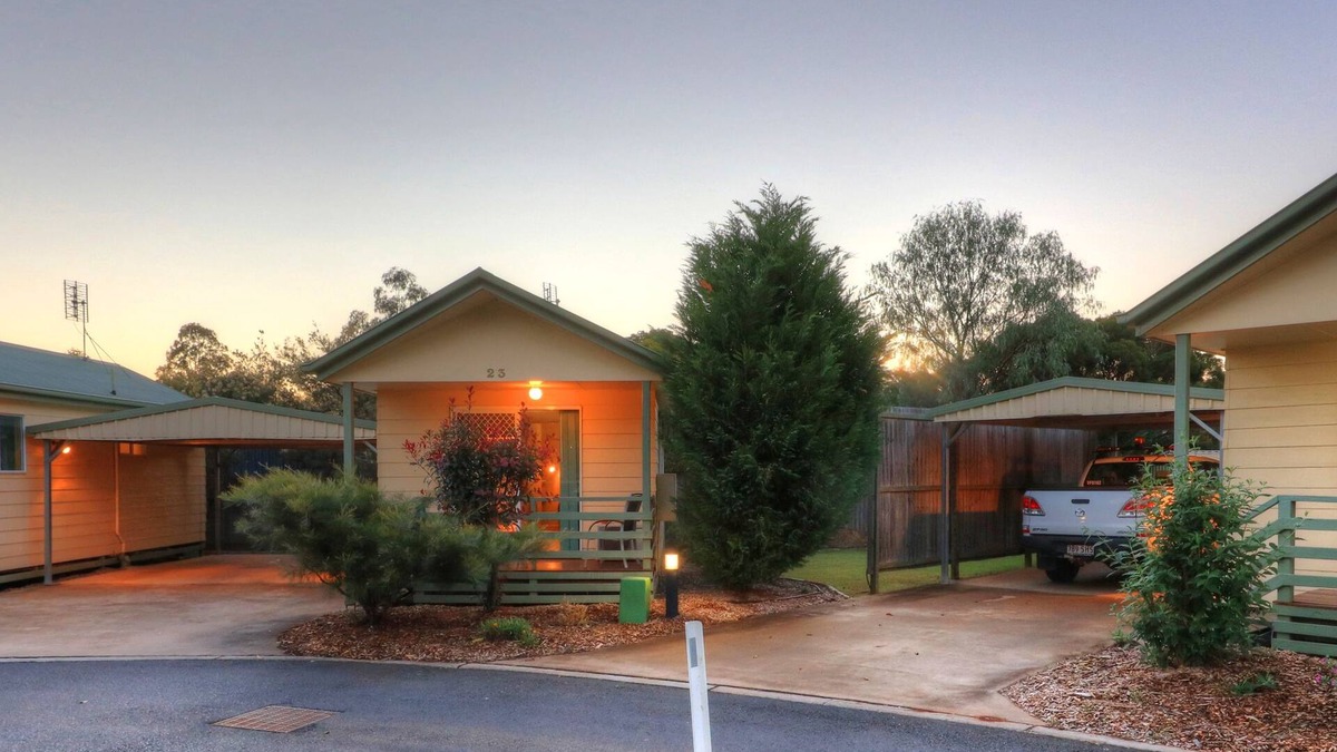 Kingaroy Cabin | Pepper Tree Cabins