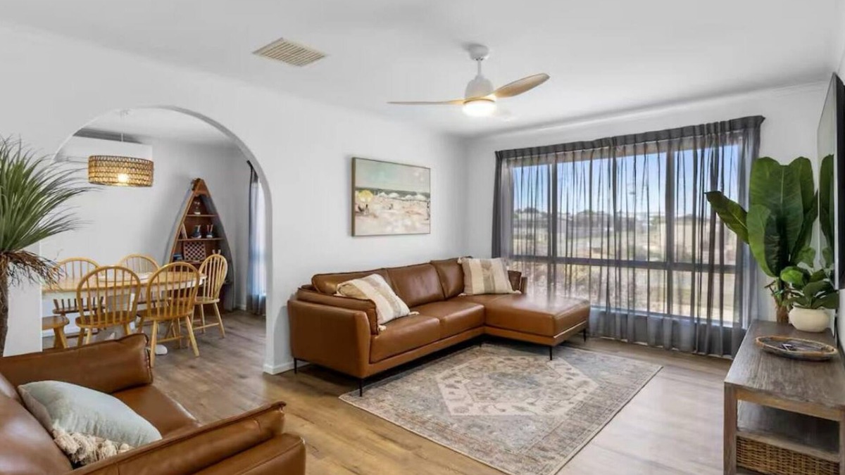 Moonta Bay House | Percey’s Beach House Moonta Bay