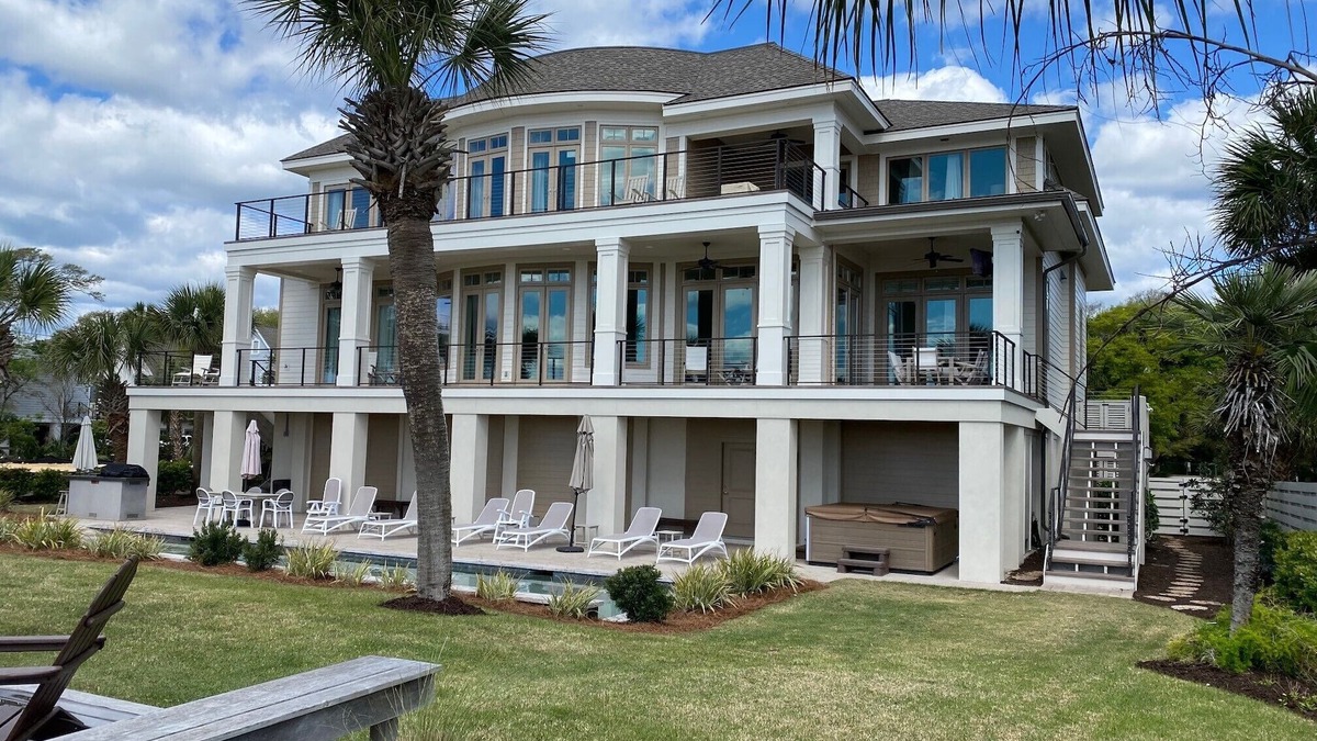 North Forest Beach House | Perfect 10 Sea Hawk Lane-Luxurious Oceanfront Paradise/Exquisite Furnishings