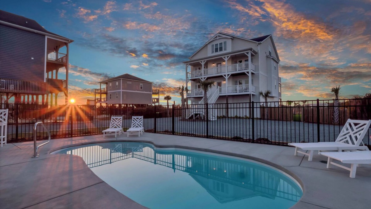 North Topsail Beach House | Perfect 8BR Beach Getaway: Pool, Hot Tub, Ocean Views