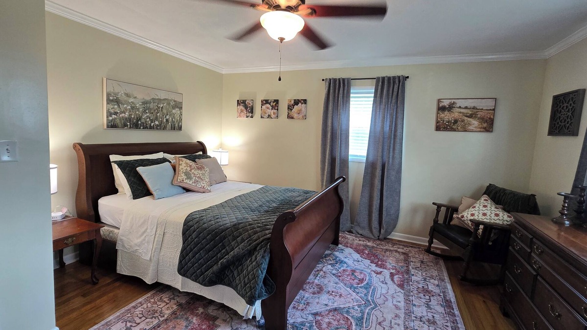 Pansey House | Perfect and convenient location. Many amenities.