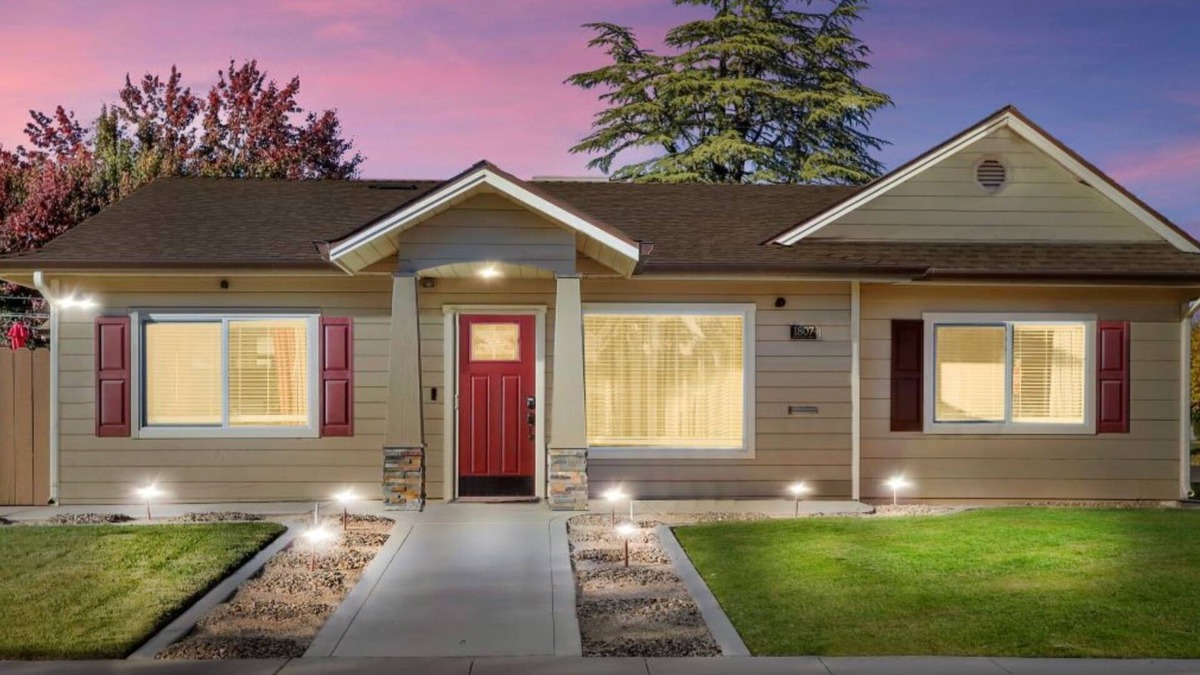 Stockton House | Perfect Choice -Home Away From Home -N Stkn-Weekly & Monthly Discounts Available