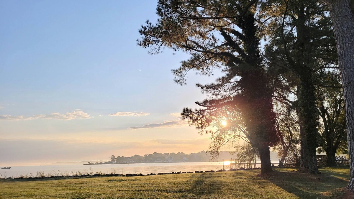 Kent Narrows House | Perfect Fall Retreat at Heron Point - 2 Acre Waterfront Escape at Kent Narrows