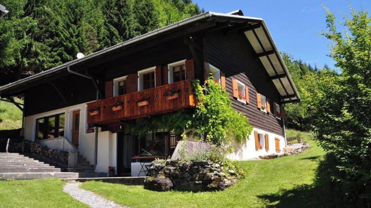 Sixt-Fer-a-Cheval Ski Chalet | Perfect Family Chalet - Hot Tub & Nr Skiing/Hiking