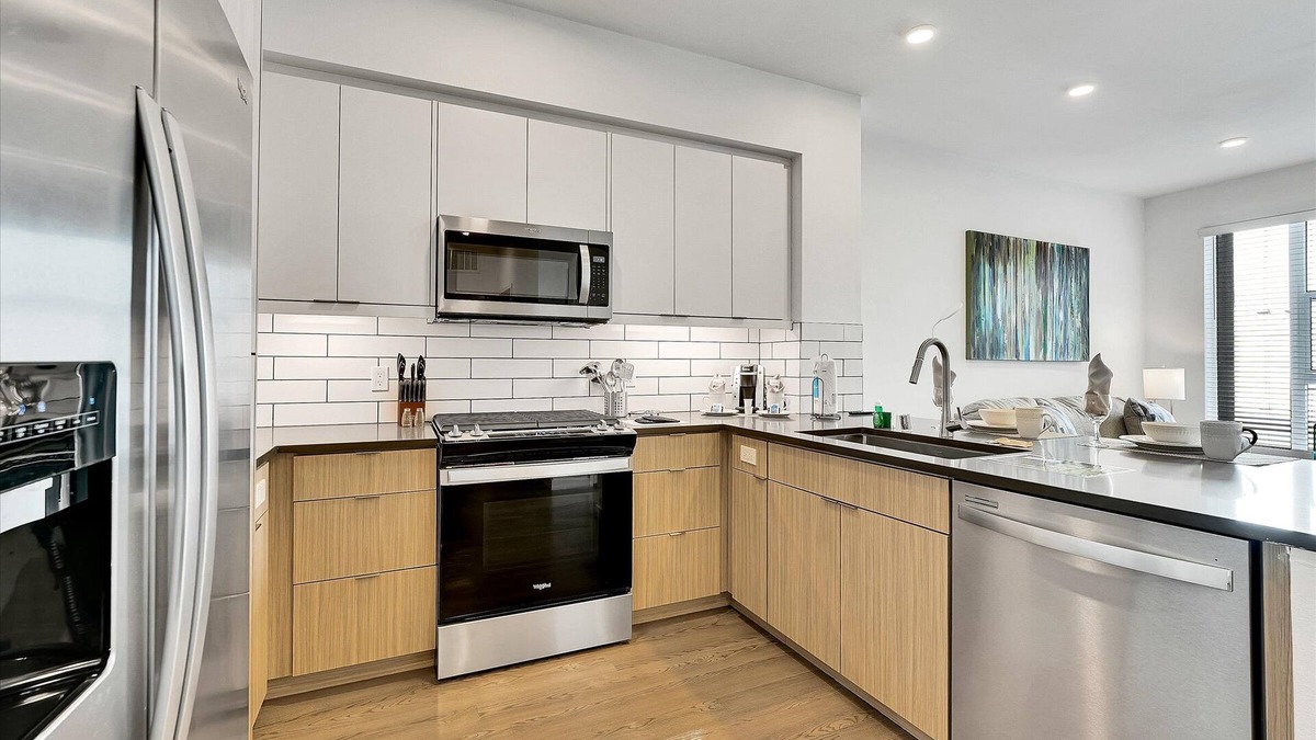 Mission Valley Apartment | Perfect Family Destination! w/Kids Lounge & Wifi