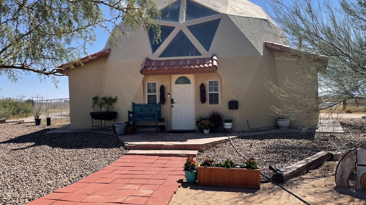 Chaparral House | Perfect for a day trip to White Sands National Park!