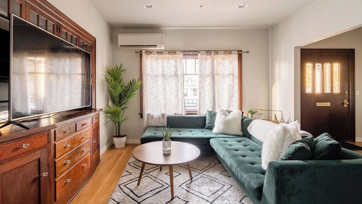 Sullivan's Gulch House | Perfect for Groups & Families 8BR Sleeps 16