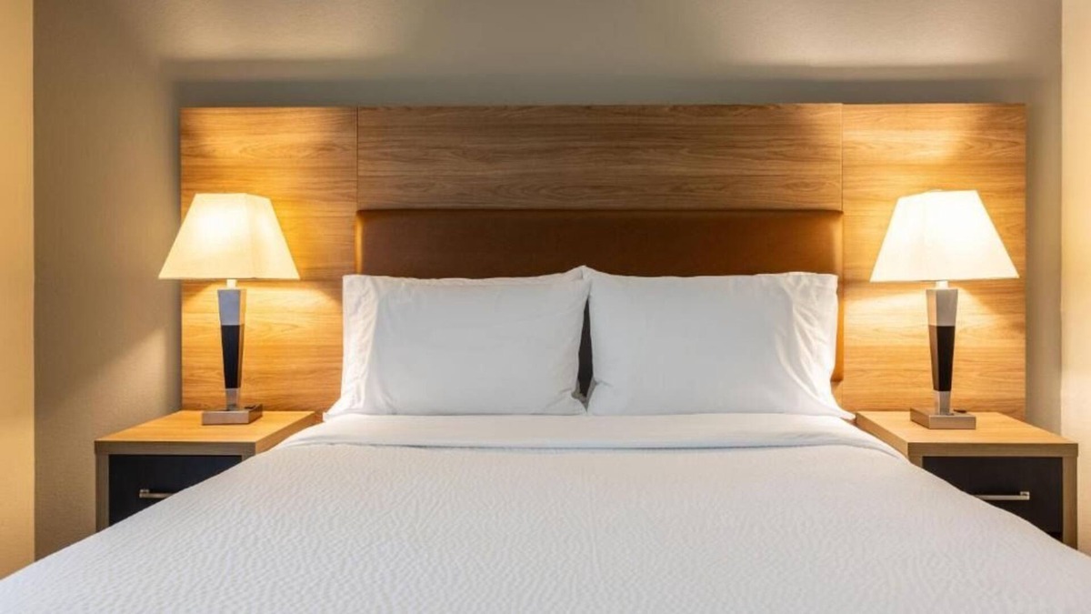 Okatie House | Perfect for Spending Quality Downtime, 2 Rooms, Minutes to Savannah Beach!