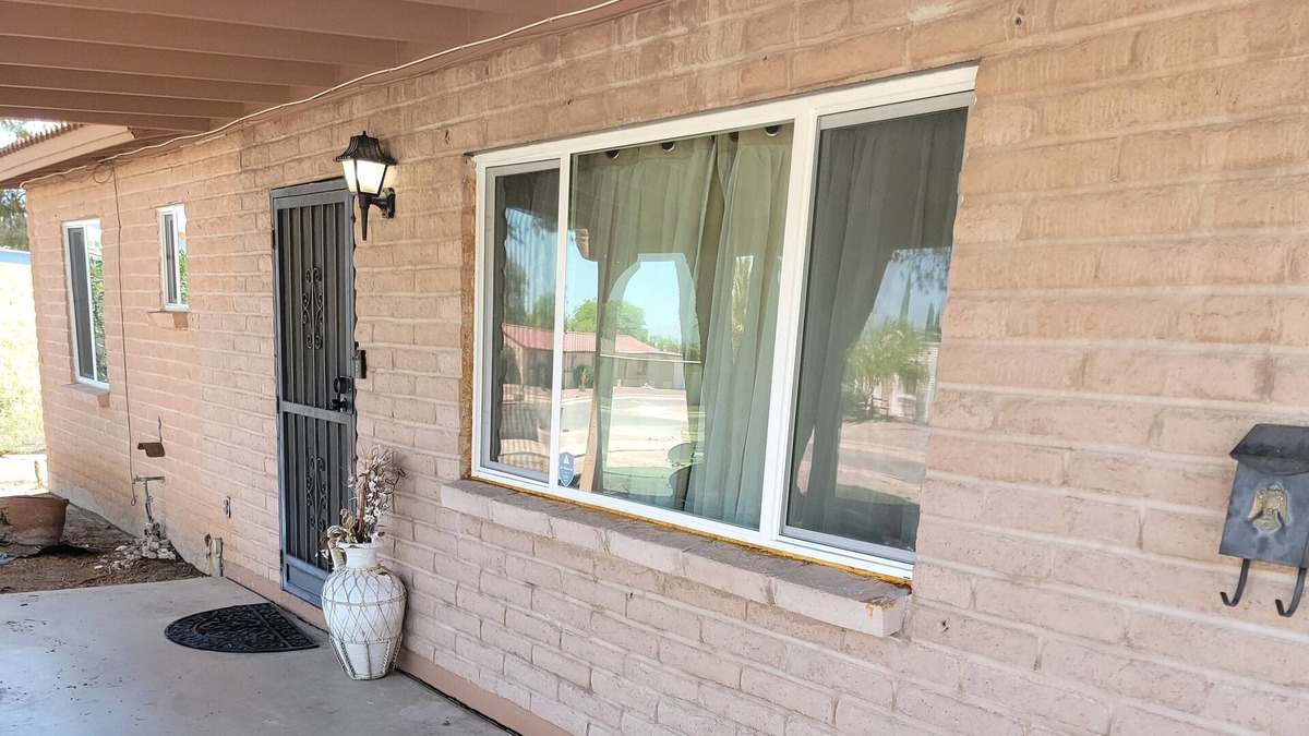 Desert Meadows House | Perfect fully remodel house on a quiet cul-de-sac.