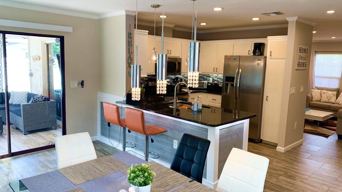 South Venice House | Perfect home away, modern amenities, ~ Heated Pool ~ Close to S. Venice Beach