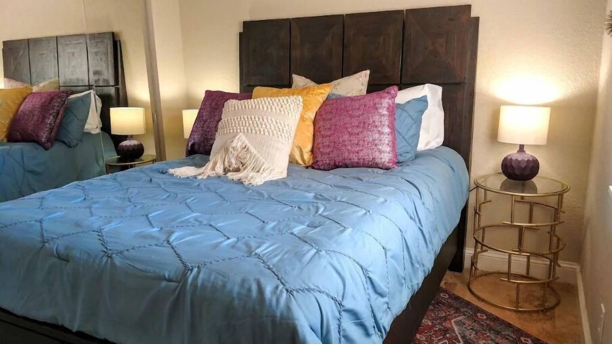 Mid America Condo | Perfect Lake Retreat