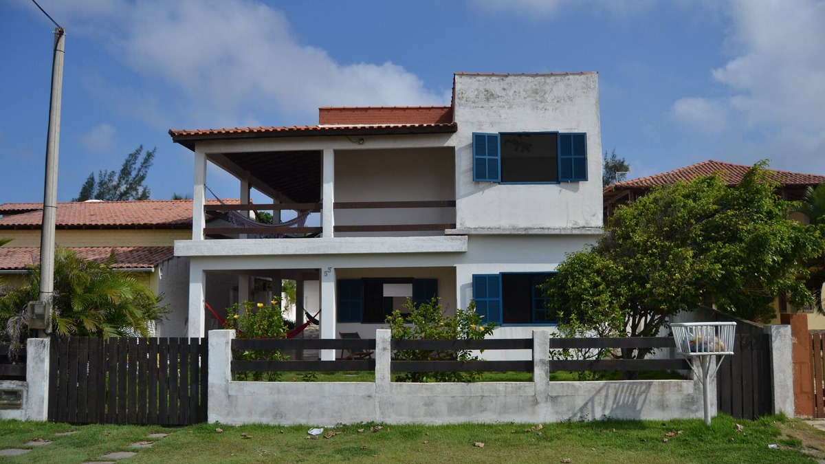 Praia Seca House | Perfect lodging for large groups!
