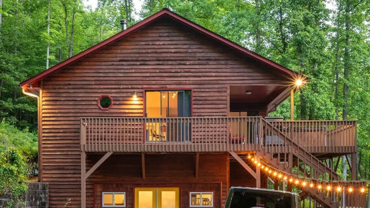 Gerton Apartment | Perfect Luxe Retreat w/Hot Tub