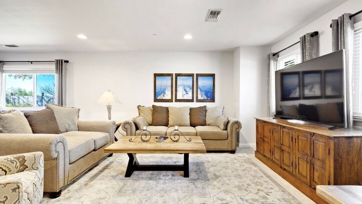 Paso Robles House | Perfect Paso Robles Getaway Minutes to Vineyards!