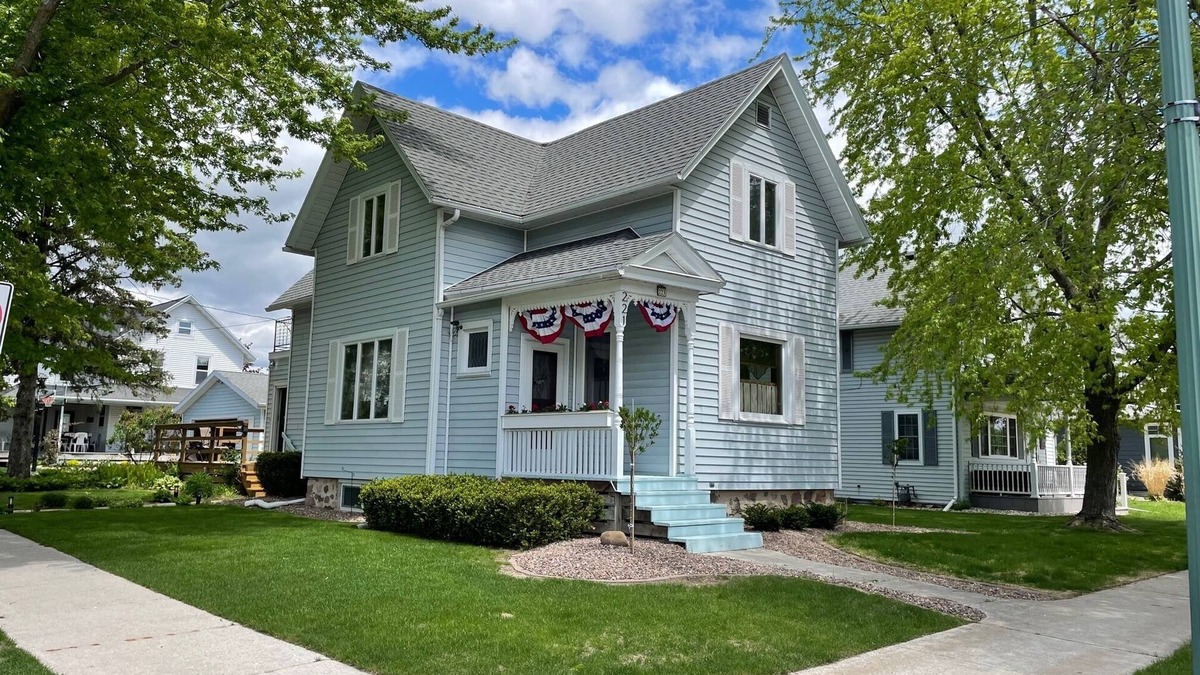 Elkhart Lake House | Perfect Rating DT Home! Walk to Beach, Eats and More! 5 Min. to Road America!