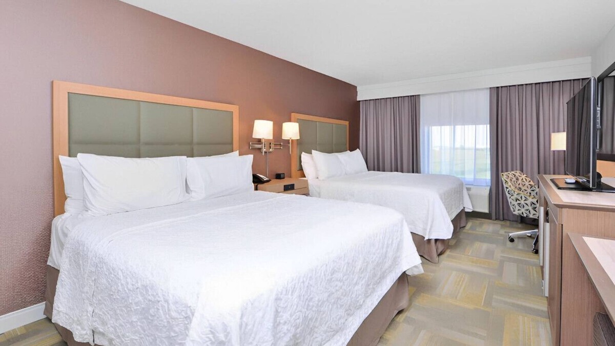 Altoona House | Perfect Room for Your Next Vacation! Free WiFi