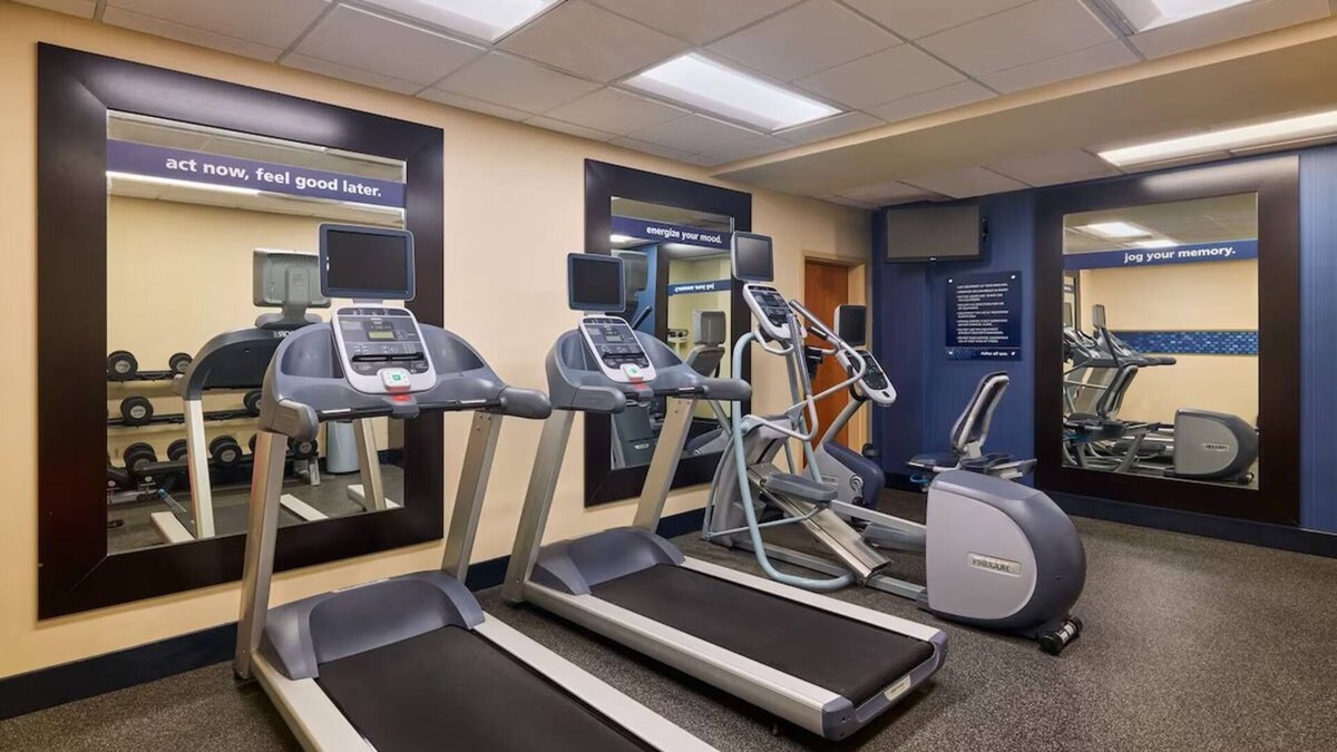 Smithfield Hotel | Perfect Smithfield Retreat with Pool - Free Breakfast | 4 Units