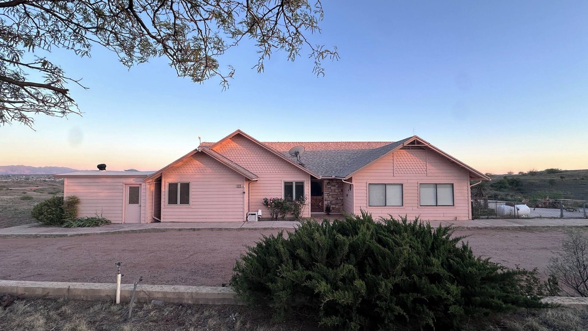 Sonoita House | Perfect space to connect with nature and take in spectacular views!n
