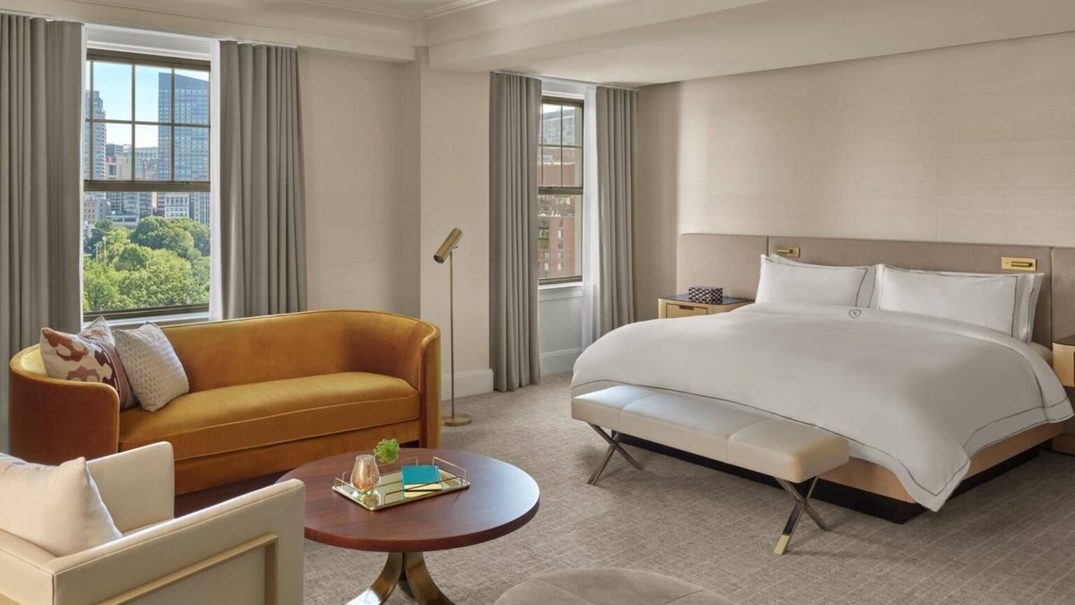 Back Bay East Hotel | Perfect Space to Relax & Retreat! Pet-friendly Property, Minutes to Carson Beach