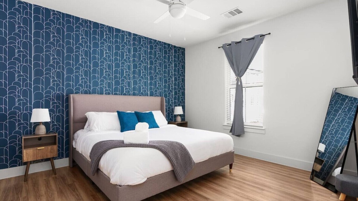 Pflugerville Apartment | Perfect Spot: Cozy Stay & Coffee Shop/Bar Onsite!