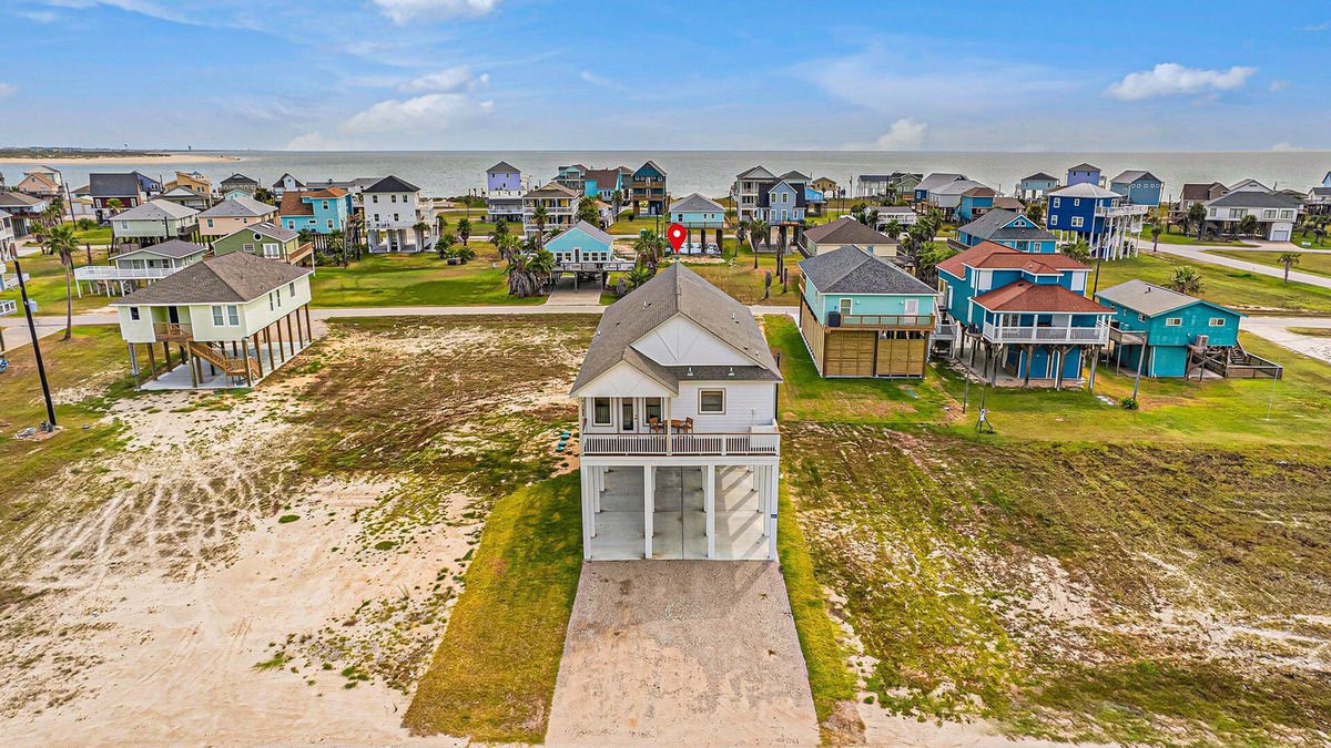 San Luis House | Perfect | Steps to Beach | Modern | Group Ready
