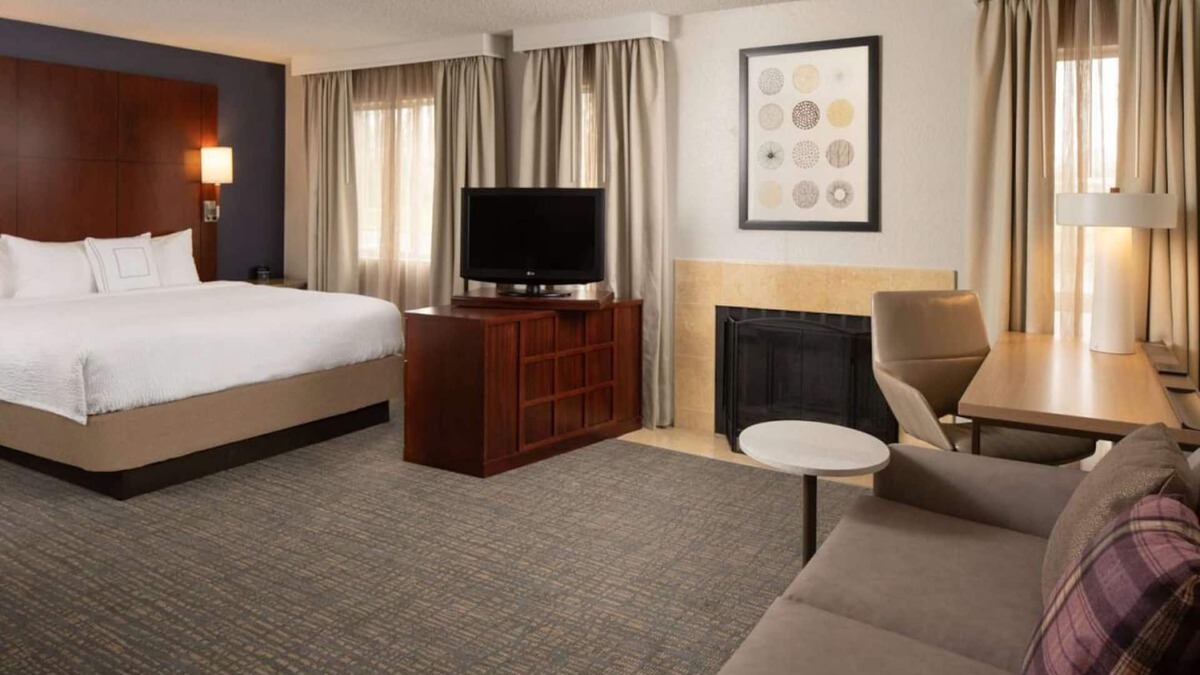 Brentwood Apartment | Perfect Suite for Exploring Nashville's Charm w/Free Breakfast, Pets Allowed!