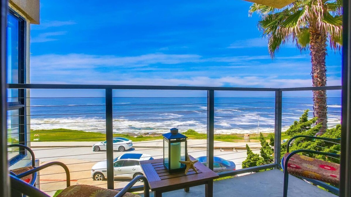 Lincoln Acres Condo | Perfect Sunsets. 2 Bedroom - 2 Bath condo with unobstructed views of the ocean