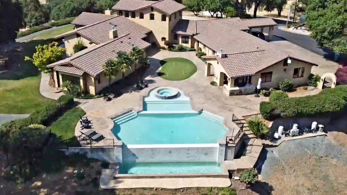 Cedar Ridge House | Perfect villa for family gatherings, and handicapped accessible. Fees included.