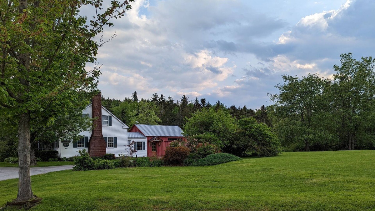 Stratton Other | Perfect VT getaway - great for two families! Starlink Internet, Large Yard