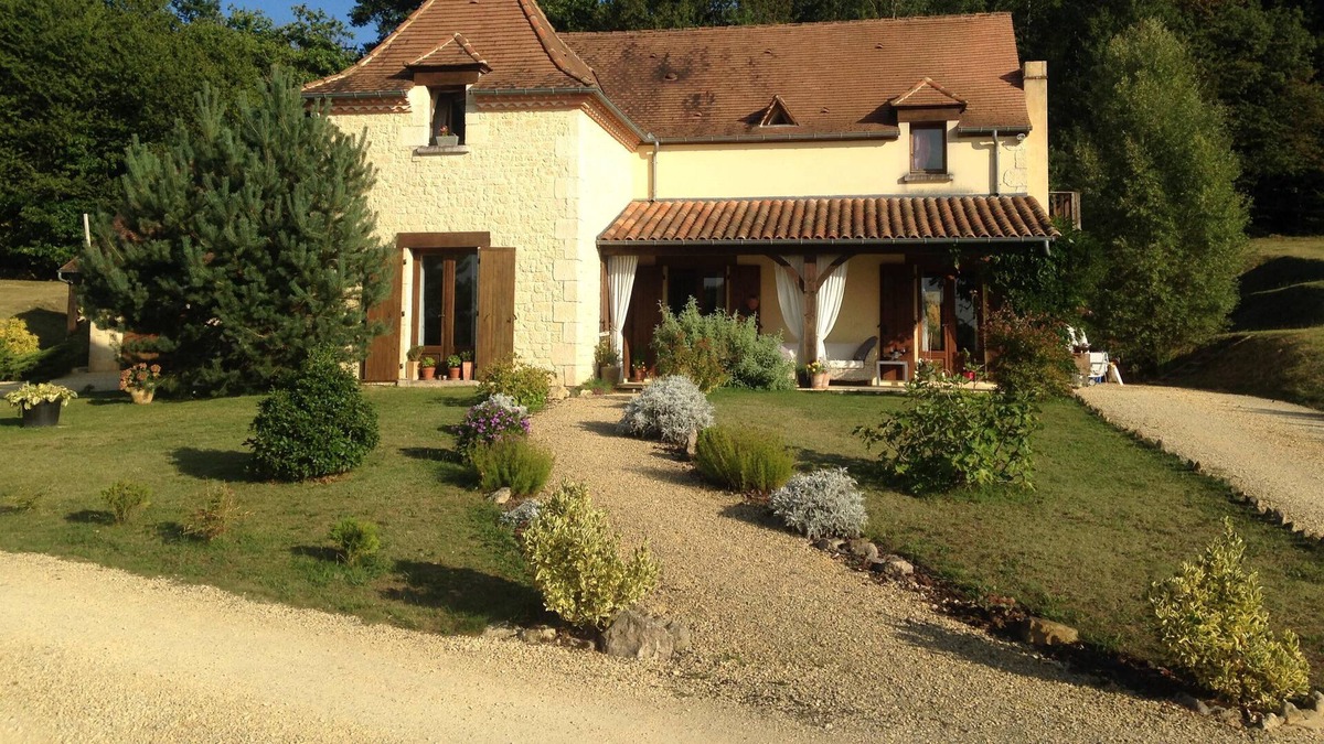 Valojoulx House | Perigordian house, 3 bedroom, 2 bathrooms, private heated pool in Lascaux region