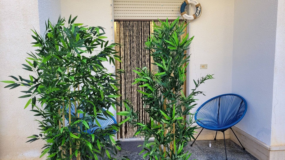 Riace Marina Apartment | Persephone vacation home in Riace marina RC Calabria 350 m from the beach.