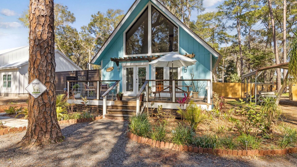 Yulee House | Pet & Family-Friendly w/Fenced Yard & Golf Cart