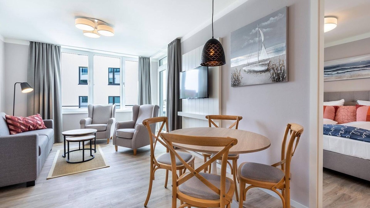 Reppenhagen Apartment | Pet-free, ultra-modern non-smoking apartment with loggia on the Baltic Sea -