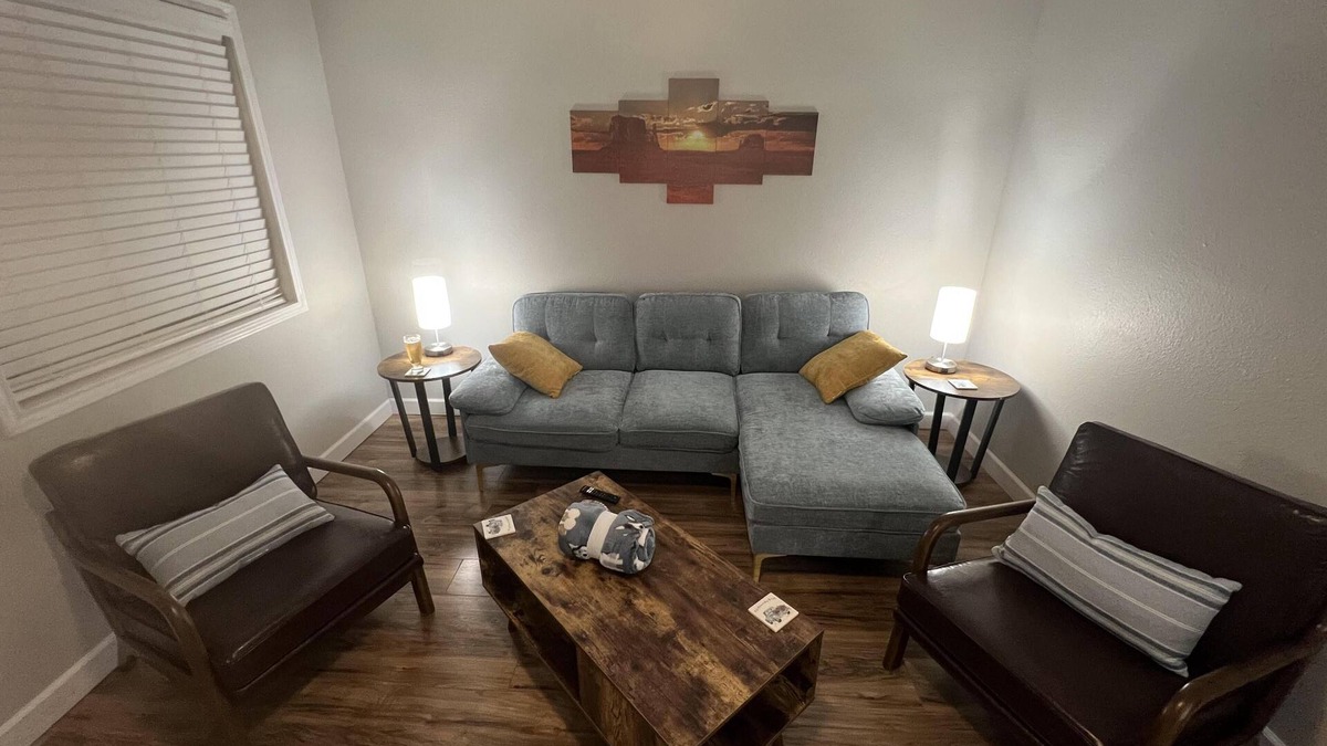 Clovis Condo | Pet Friendly! 1st Floor! Walking Distance to Shopping & Dining