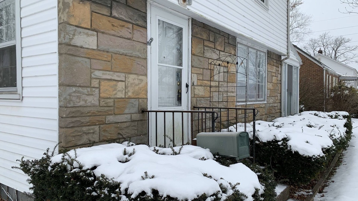 Alliance House | Pet Friendly 4 bedroom home in Alliance!