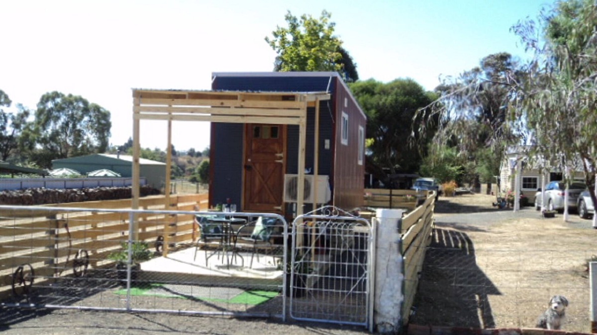 Creswick House | Pet Friendly Accommodation