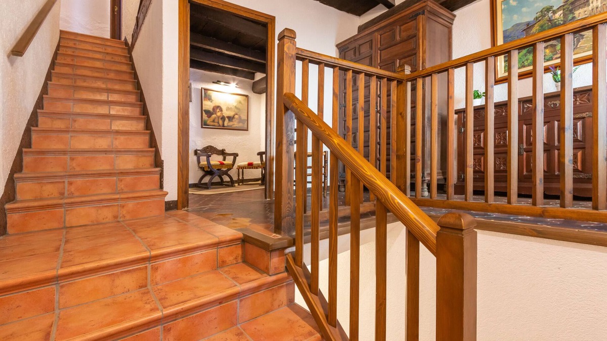 Rupit I Pruit Apartment | Pet-Friendly Apartment 'Can Lo 3' with Mountain View & Wi-Fi