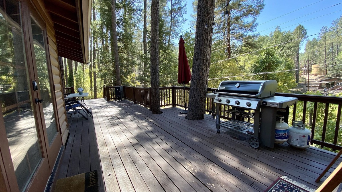 Kohls Ranch Cabin | Pet-friendly cabin by the creek backing forest service