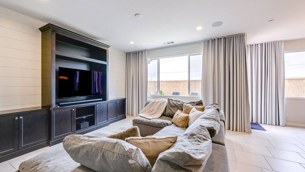 Clovis House | Pet-Friendly Clovis Home - Near Mall & Waterpark!
