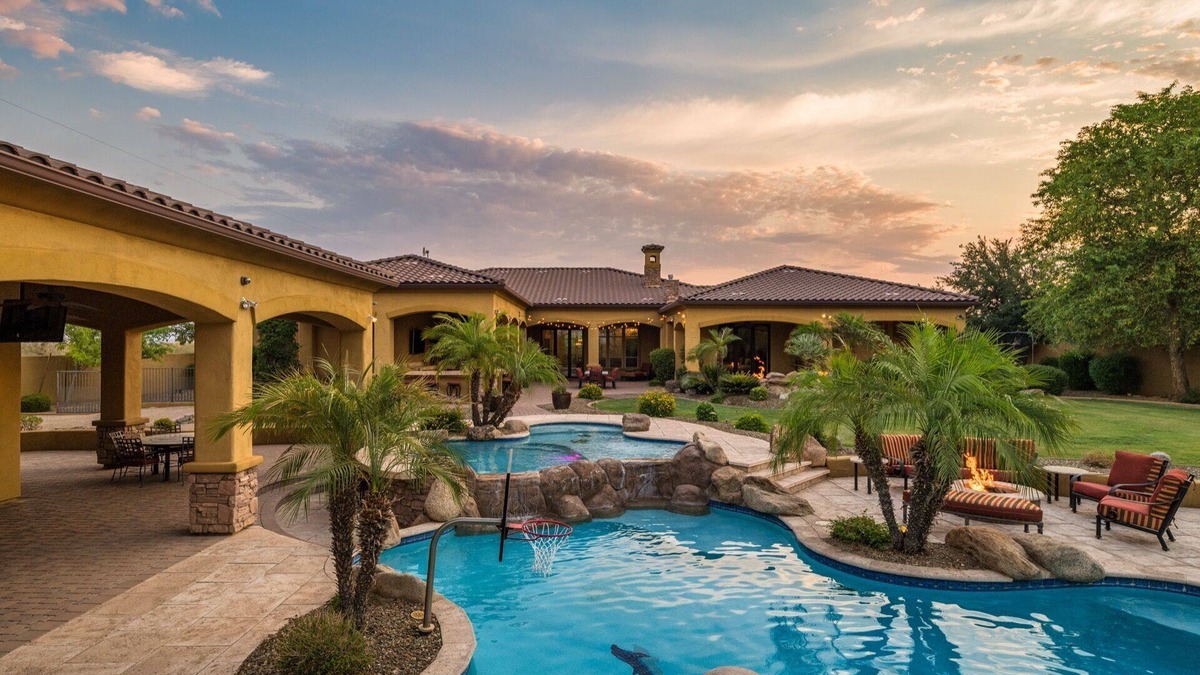 Desert View Village House | Pet Friendly, Extravagant North Scottsdale Estate - Theater, Bball and more!