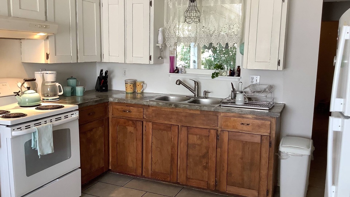 Houston House | Pet friendly, four bedroom home with ample parking,located in the Bulkley Valley