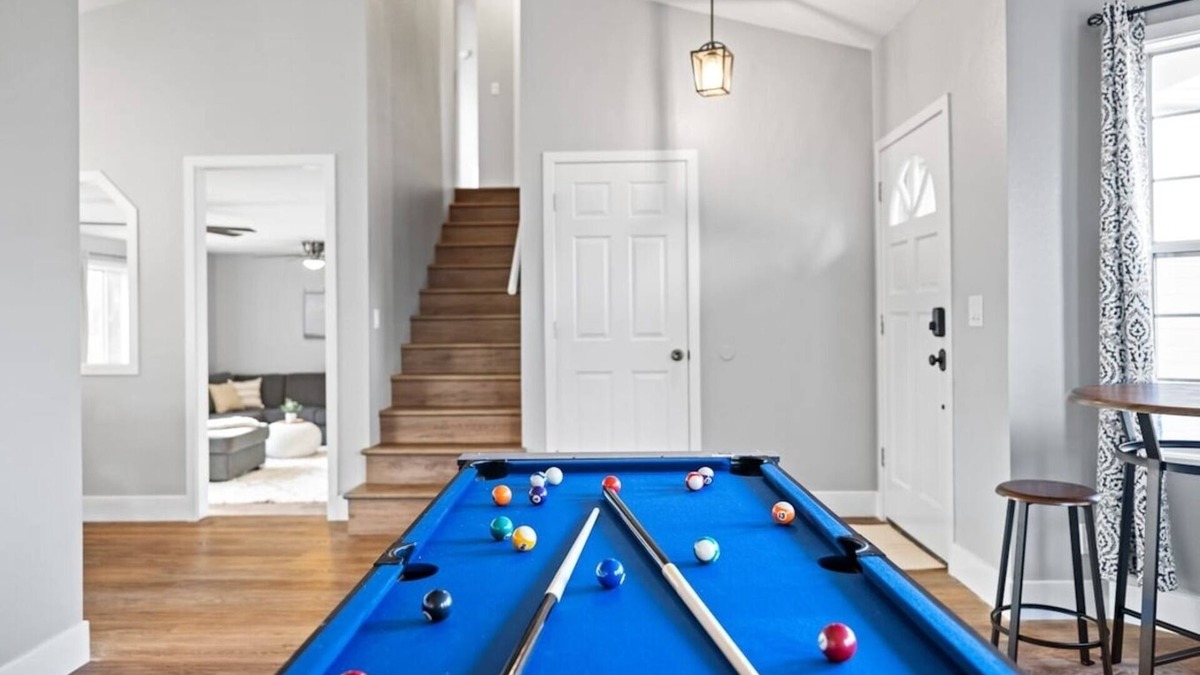 West Valley House | Pet Friendly-Game Room- BBQ