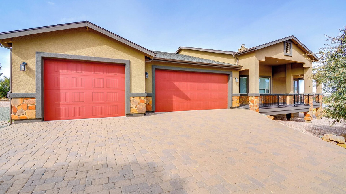 Prescott Valley House | Pet-Friendly Home on 3 Acres in Prescott Valley!
