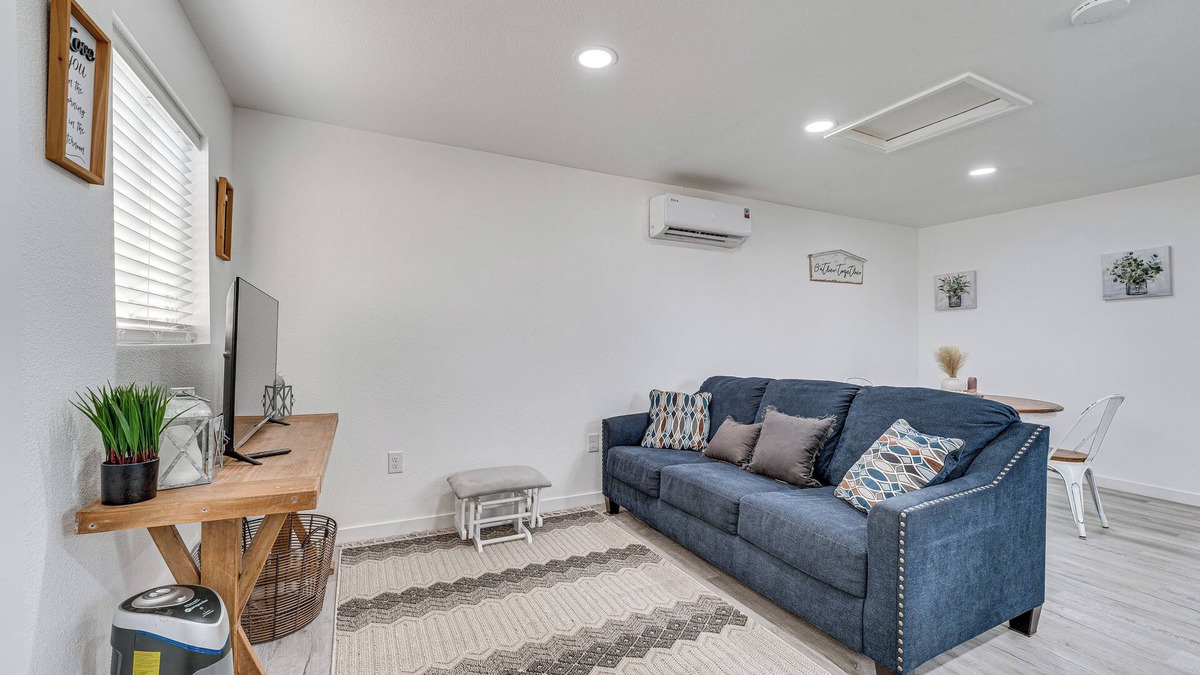 Moses Lake Apartment | Pet-Friendly Home < 1 Mi to Downtown Moses Lake!